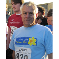 David Ward MP running the Bradford Half Marathon for Marie Curie Cancer Care